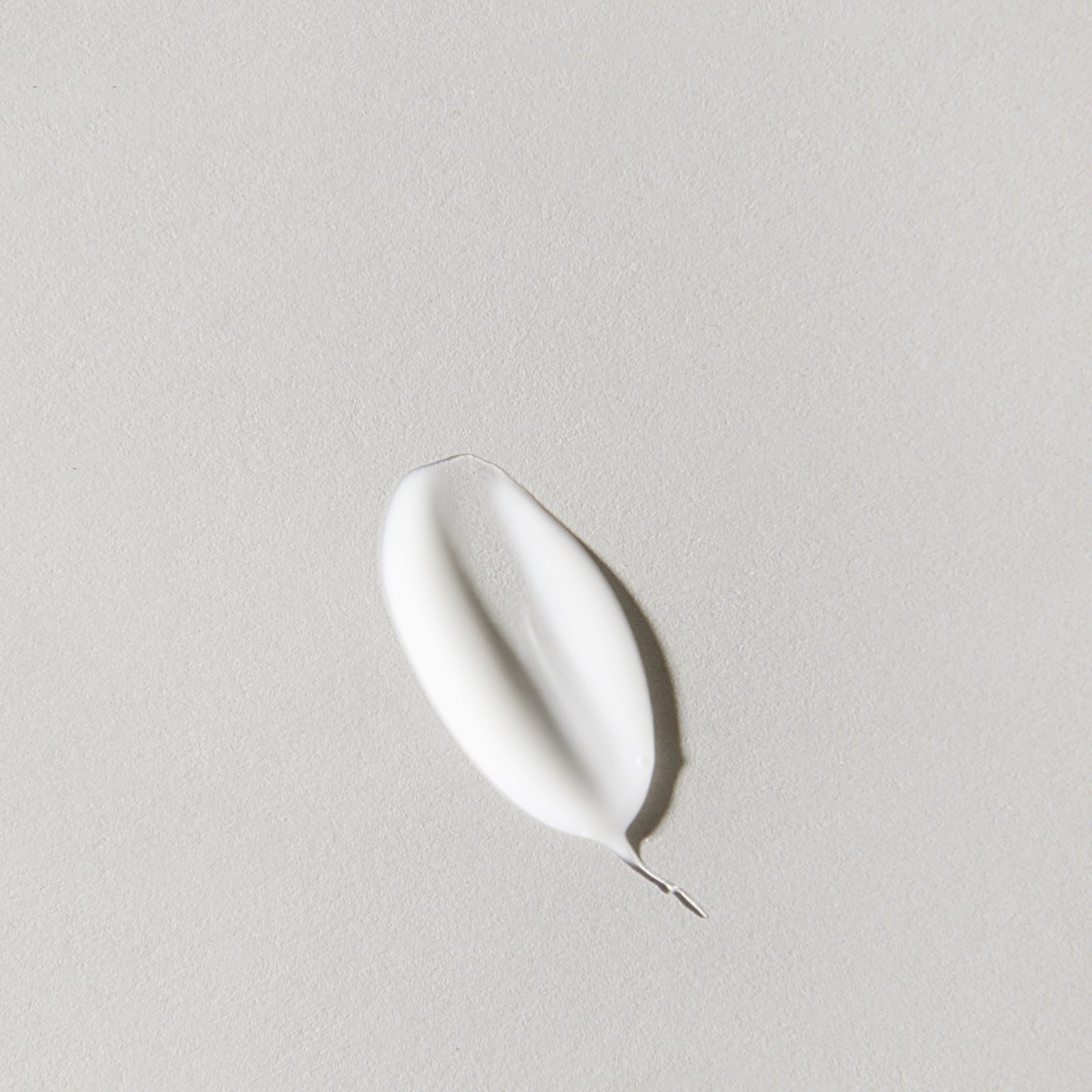 2407001-bio-cream-texture